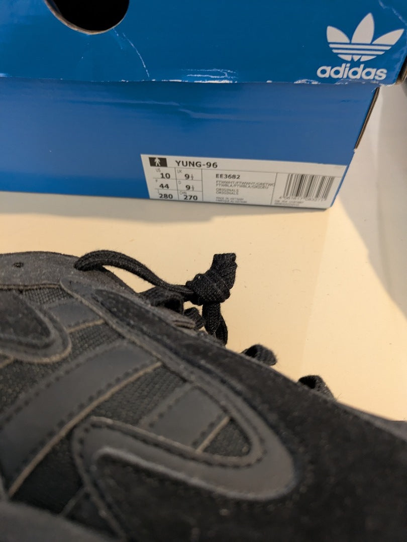 Baskets Adidas - 44 - Noir - Thgen-98