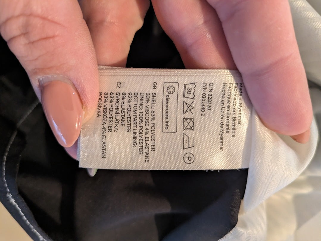 Robe H&m - 40 - Noir - Robe fourreau sans manches