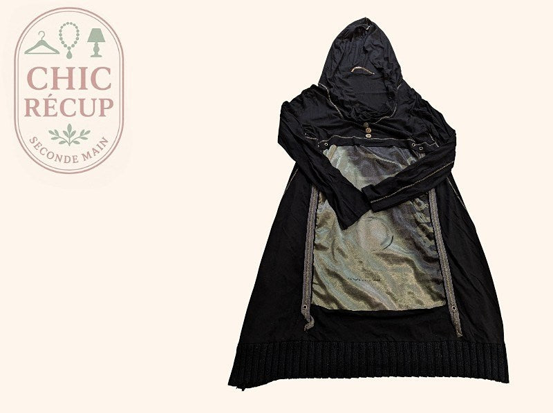 Robe noire à capuche La Mode Est à Vous T46