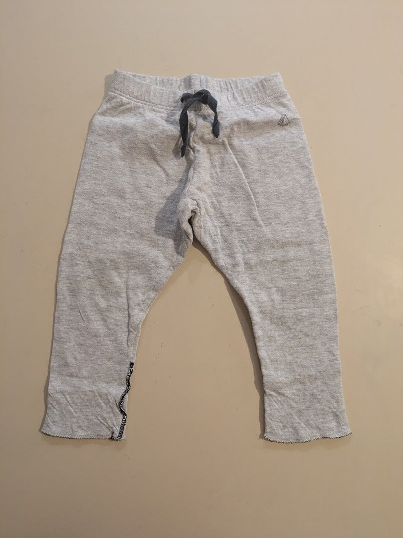 Lot 2 pantalons bébé garçon 12m Petit Bateau