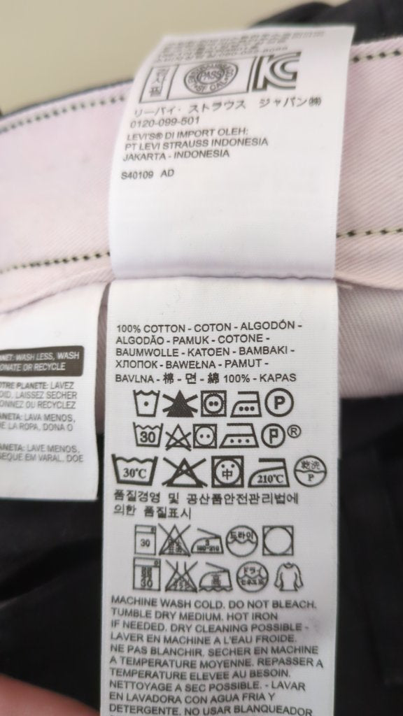 Chino Levi's - L - Noir - Saaug-58