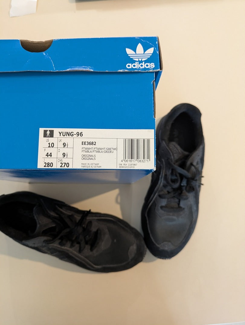 Baskets Adidas - 44 - Noir - Thgen-98