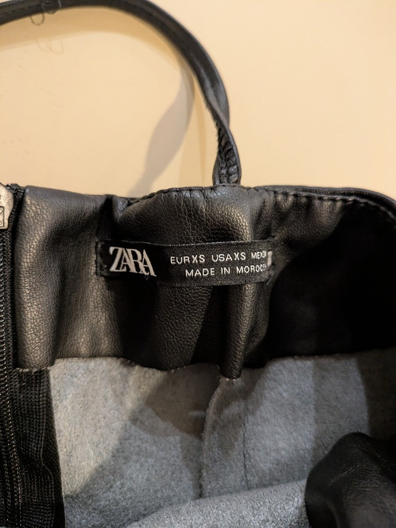 Robe Fête Et Cocktail Zara - Xs - Noir - Amfat-23