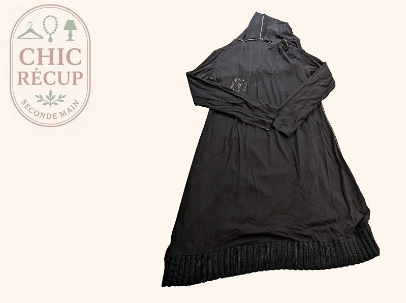Robe noire à capuche La Mode Est à Vous T46