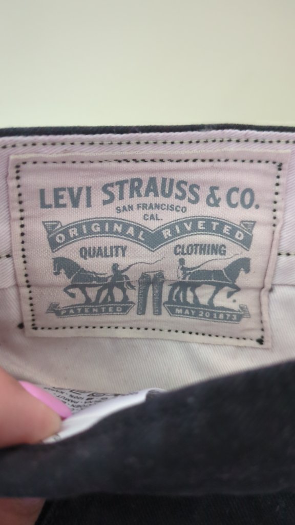 Chino Levi's - L - Noir - Saaug-58